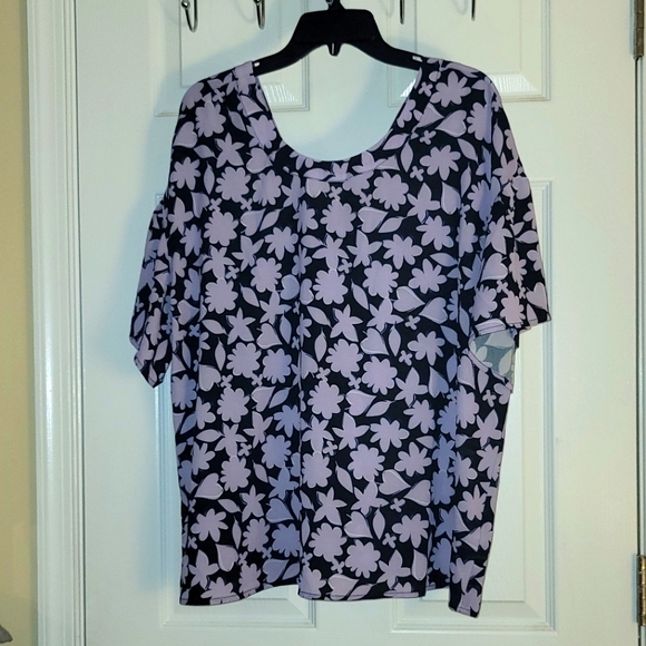 Eloquii Top - Picture 2 of 6